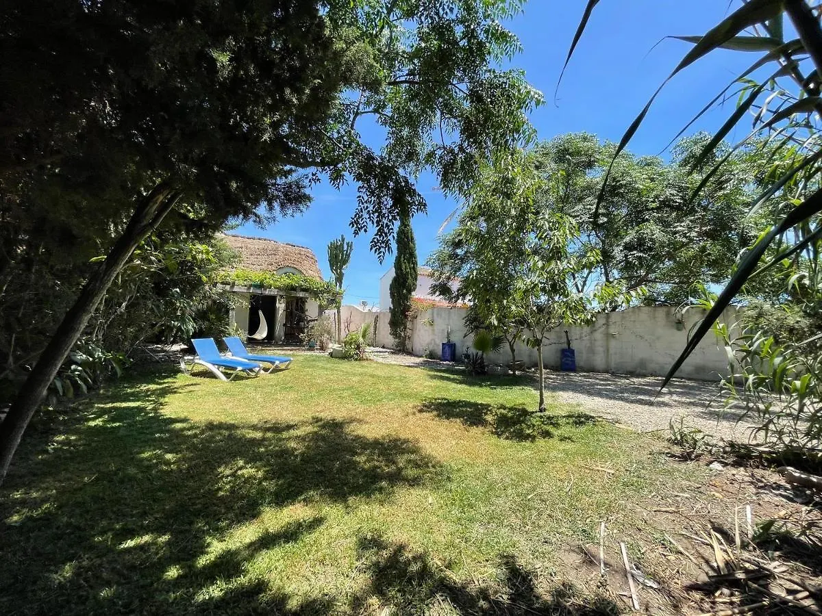 בית הארחה אל פלמאר 	Chozito De Paja A 300M. Playa Mangueta ספרד